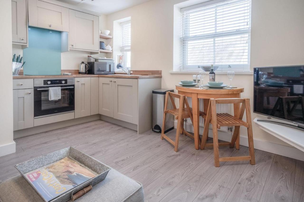 Myrtle - 1 Bedroom Apartment - Saundersfoot Extérieur photo